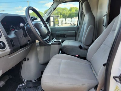 2015 Ford E-350SD Base Cutaway