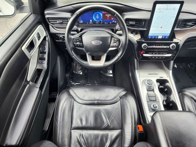 2023 Ford Explorer Platinum