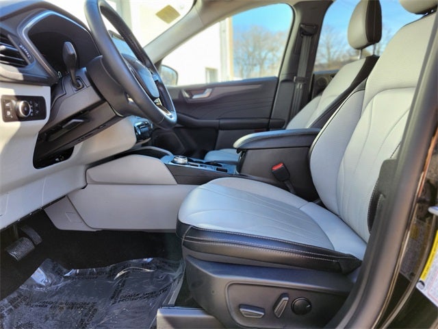 2025 Ford Escape Hybrid Platinum