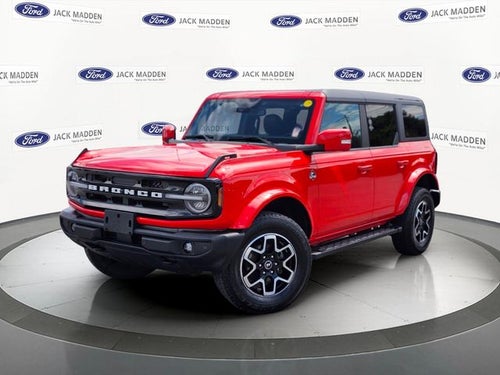 2023 Ford Bronco Outer Banks