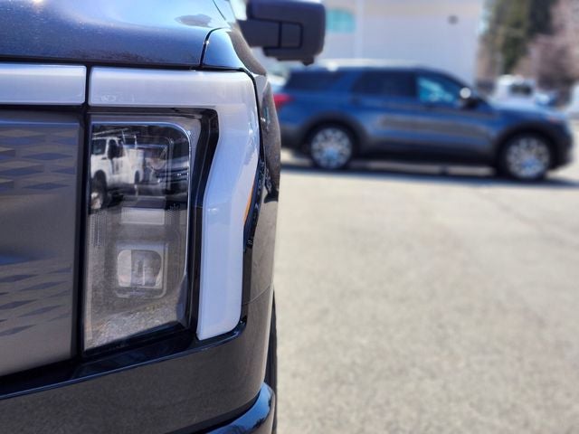 2023 Ford F-150 Lightning XLT