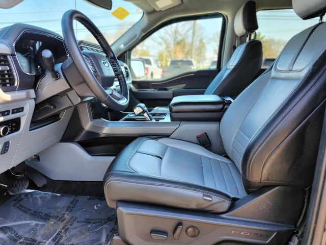 2023 Ford F-150 Lightning XLT