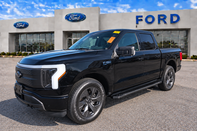 2024 Ford F-150 Lightning Flash