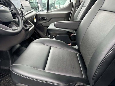 2024 Ford Transit-250 Base Low Roof Cargo