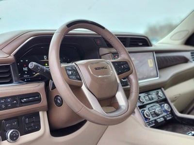 2023 GMC Yukon XL Denali