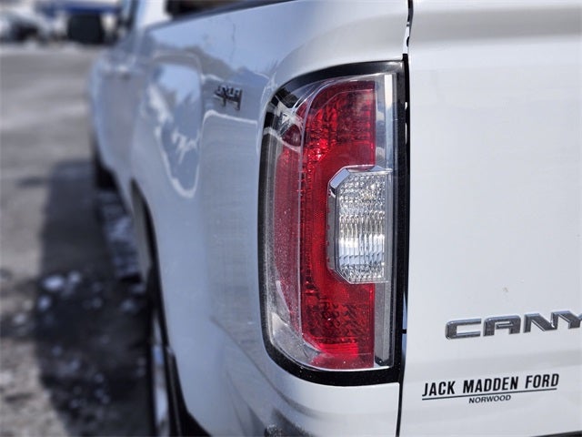 2018 GMC Canyon SLE1