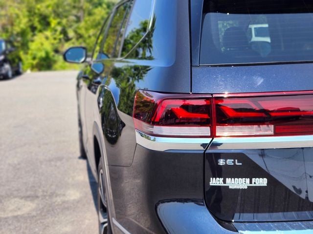 2024 Volkswagen Atlas 2.0T SEL Premium R-Line