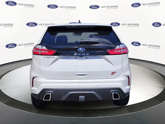 2022 Ford Edge ST