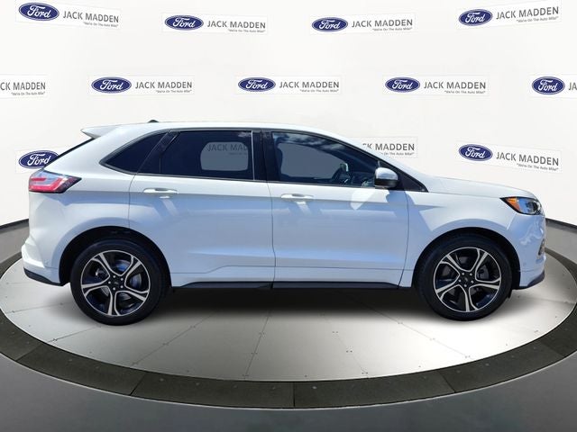 2022 Ford Edge ST