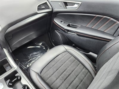 2022 Ford Edge ST Line