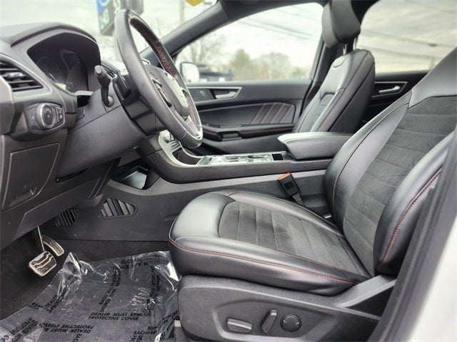 2022 Ford Edge ST Line