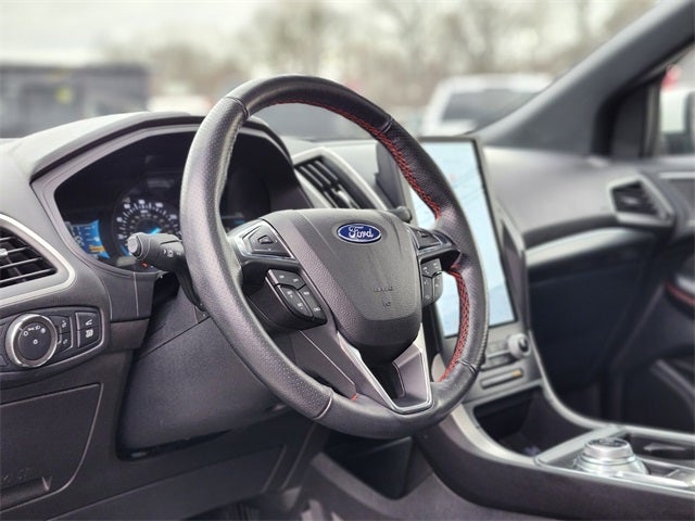 2022 Ford Edge ST Line