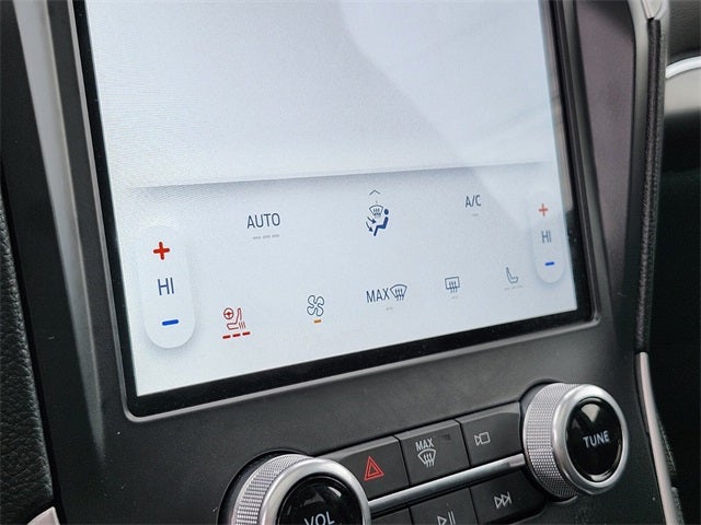 2022 Ford Edge ST Line