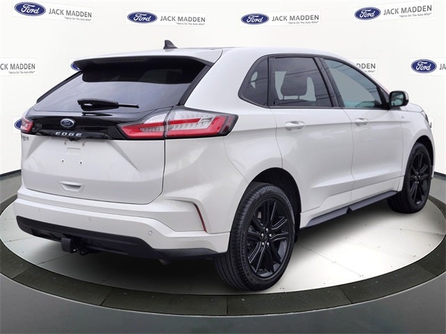2022 Ford Edge ST Line