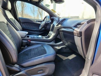 2022 Ford Edge ST Line