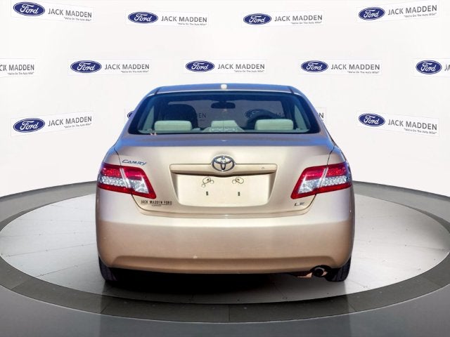 2010 Toyota Camry LE