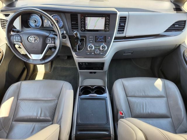2018 Toyota Sienna XLE Premium 7 Passenger