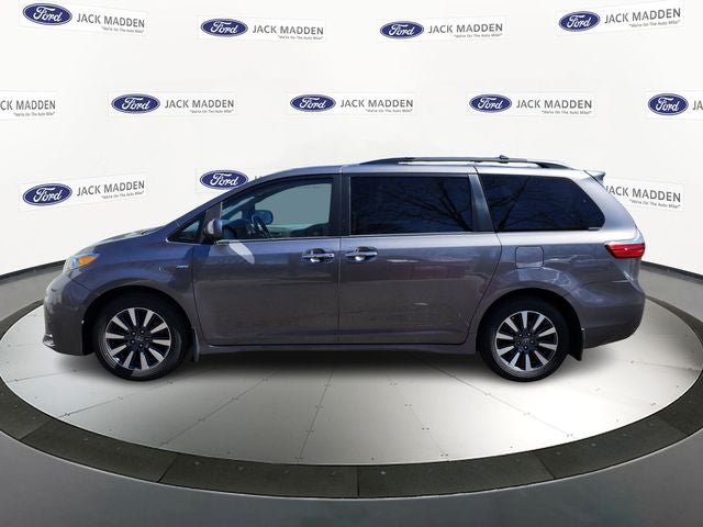 2018 Toyota Sienna XLE Premium 7 Passenger