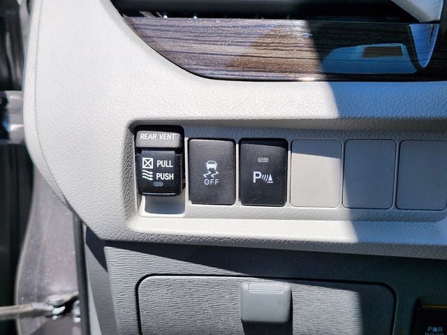 2018 Toyota Sienna XLE Premium 7 Passenger