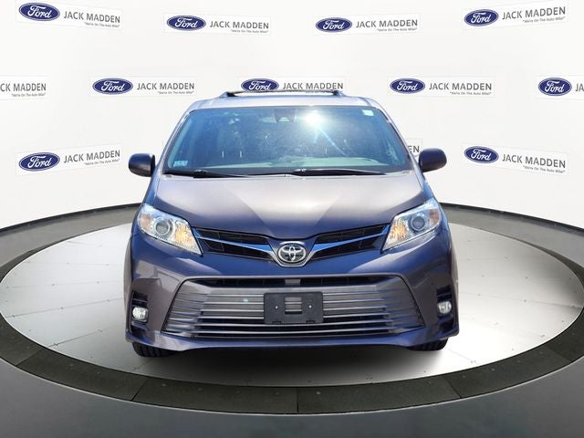 2018 Toyota Sienna XLE Premium 7 Passenger