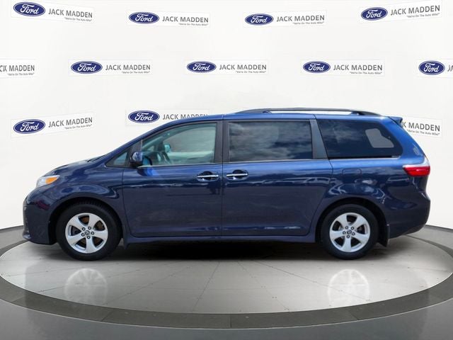 2020 Toyota Sienna LE 8 Passenger