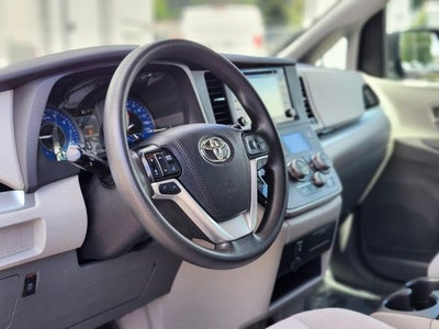 2020 Toyota Sienna LE 8 Passenger