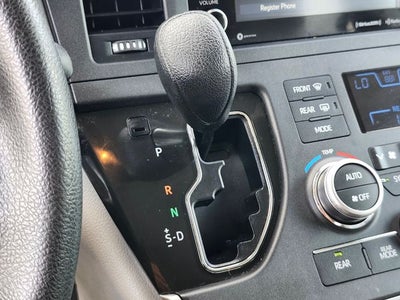 2020 Toyota Sienna LE 8 Passenger