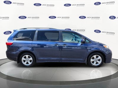 2020 Toyota Sienna LE 8 Passenger