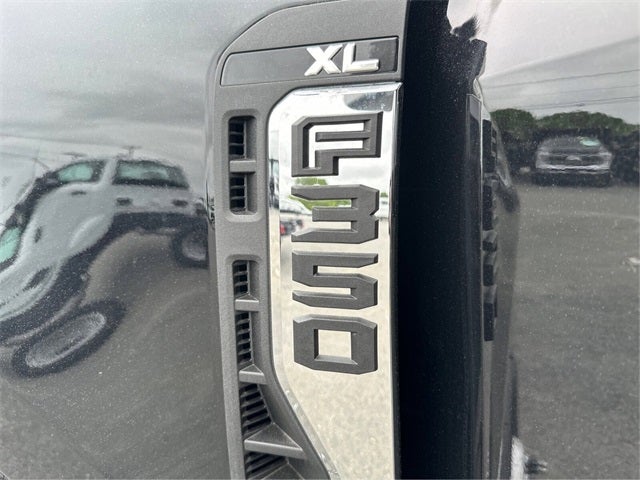 2025 Ford F-350SD XL DRW