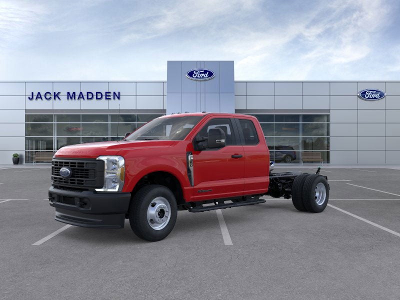 2026 Ford F-350 Super Duty Chassis Cab