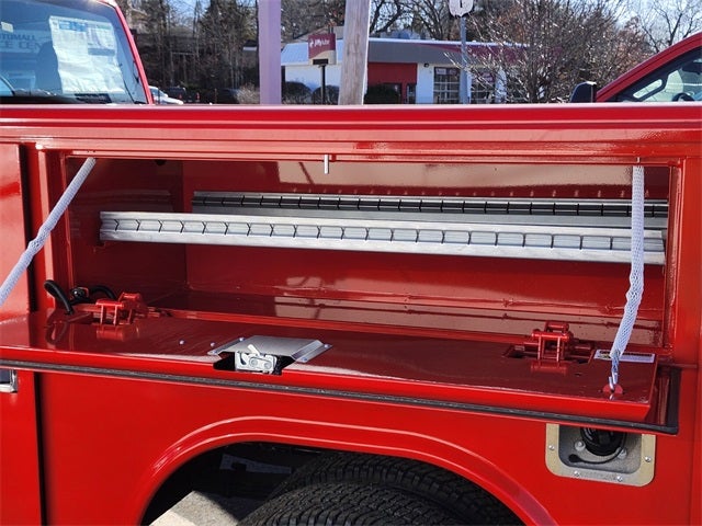 2025 Ford F-350SD XL DRW w/ Reading Steel Service Body