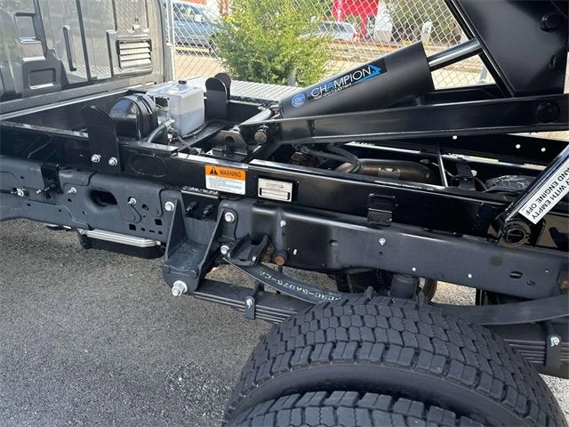 2024 Ford F-550SD XL DRW w/ 9' Super Hauler Landscape Body