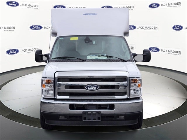 2026 Ford E-350SD Base Cutaway