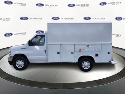 2026 Ford E-350SD Base Cutaway