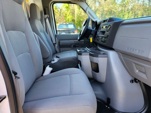 2027 Ford E-350SD Base Cutaway