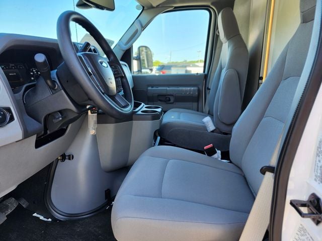 2027 Ford E-350SD Base Cutaway