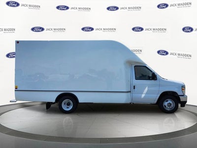 2027 Ford E-350SD Base Cutaway