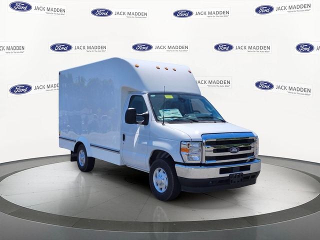 2027 Ford E-350SD Base Cutaway