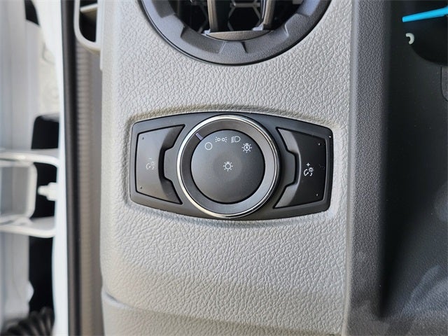 2026 Ford E-350SD Base Cutaway