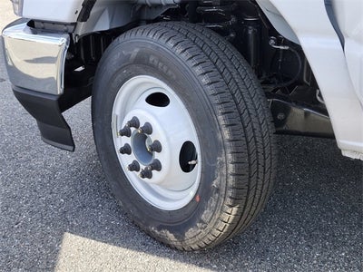 2026 Ford E-350SD Base Cutaway