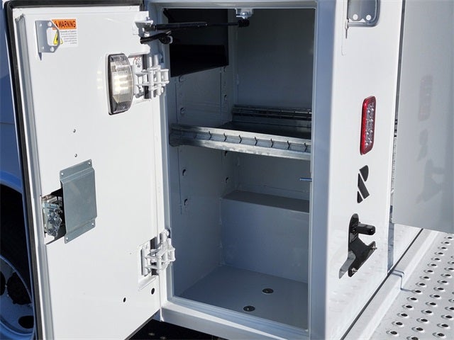 2026 Ford E-350SD Base Cutaway