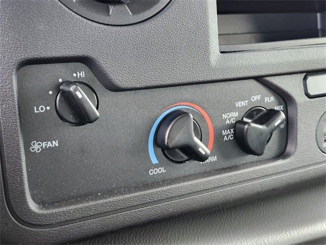 2026 Ford E-450SD Base DRW