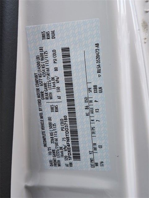 2026 Ford E-450SD Base DRW