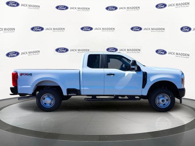 2027 Ford F-250SD XL