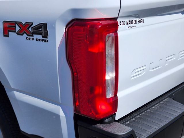 2027 Ford F-250SD XL