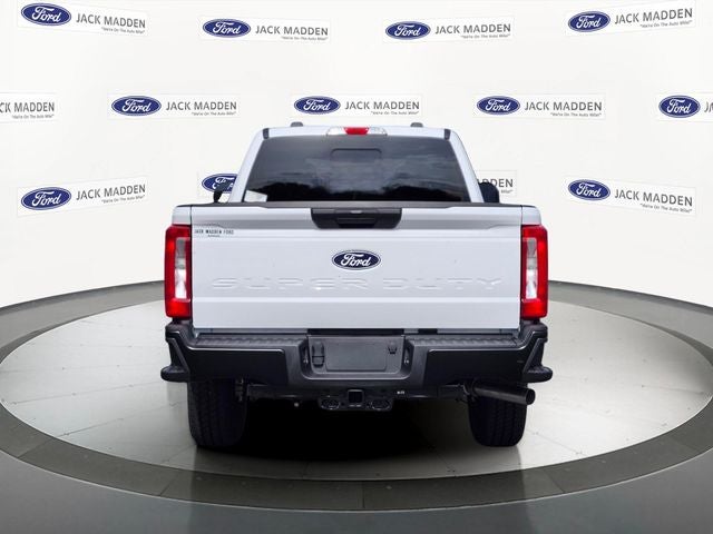 2027 Ford F-350SD XL