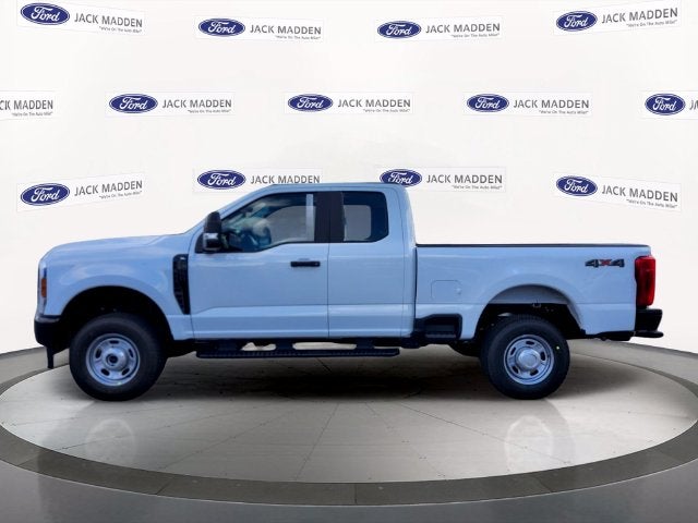 2027 Ford F-350SD XL