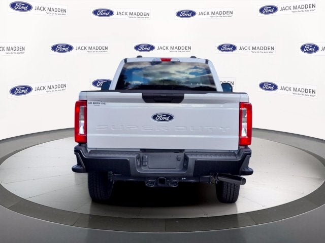 2027 Ford F-350SD XL