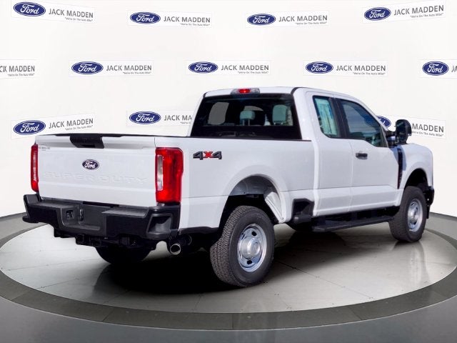 2027 Ford F-350SD XL