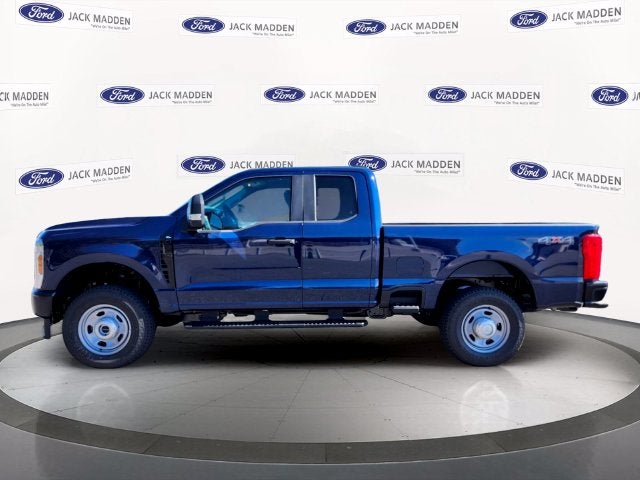 2027 Ford F-350SD XL